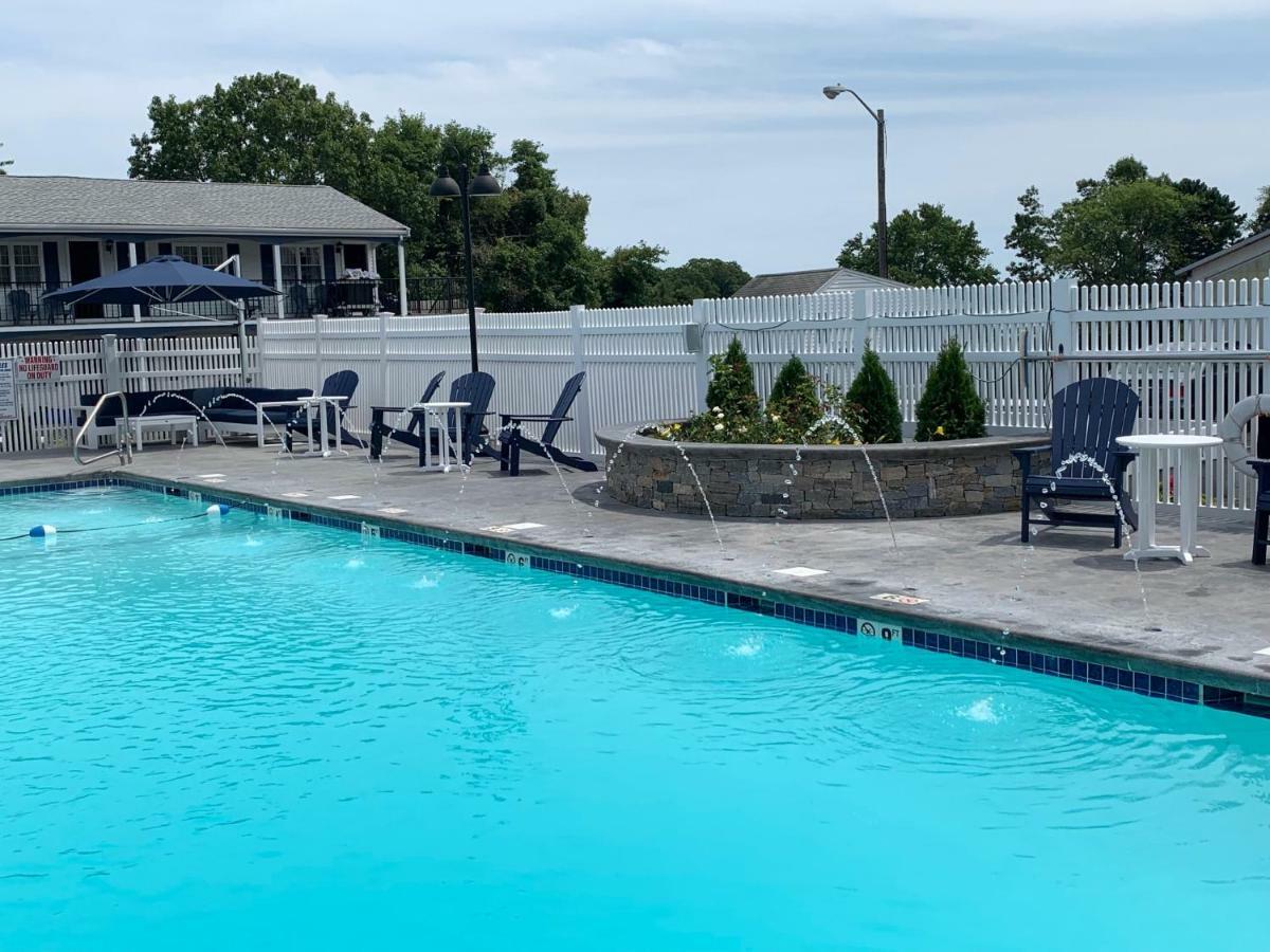 Uncommoner Hotel By Reverie Boutique Collection West Yarmouth Exterior foto